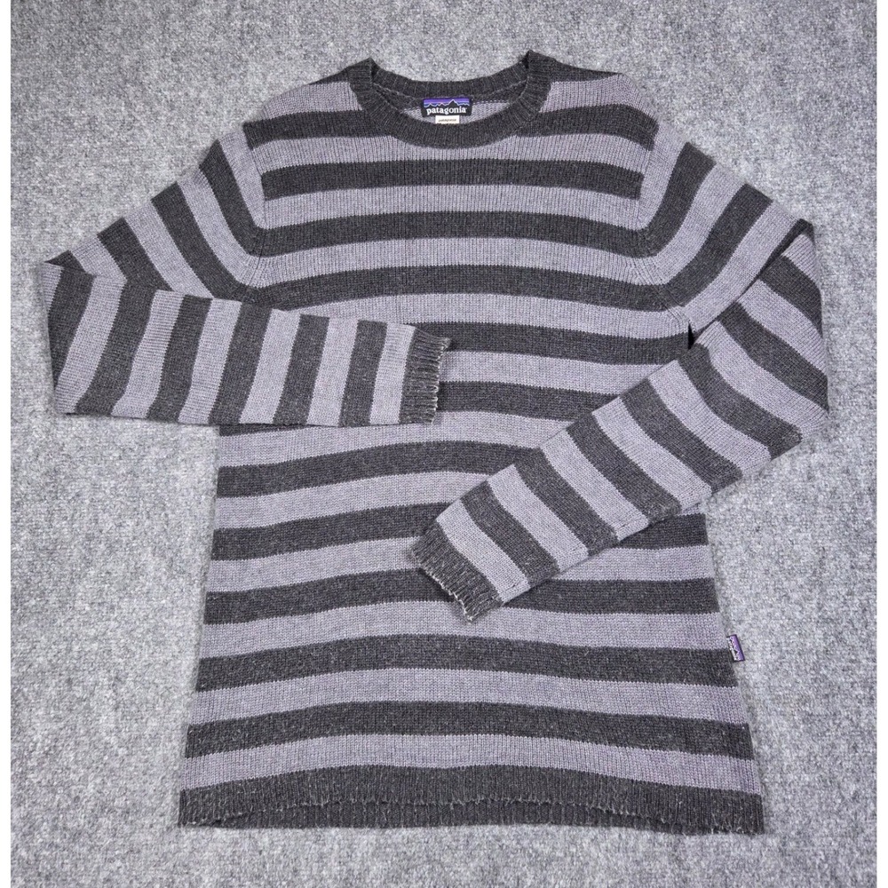 Patagonia Sweater Mens Small Gray Striped Lambswool Blend Crewneck Pullover - Picture 1 of 8